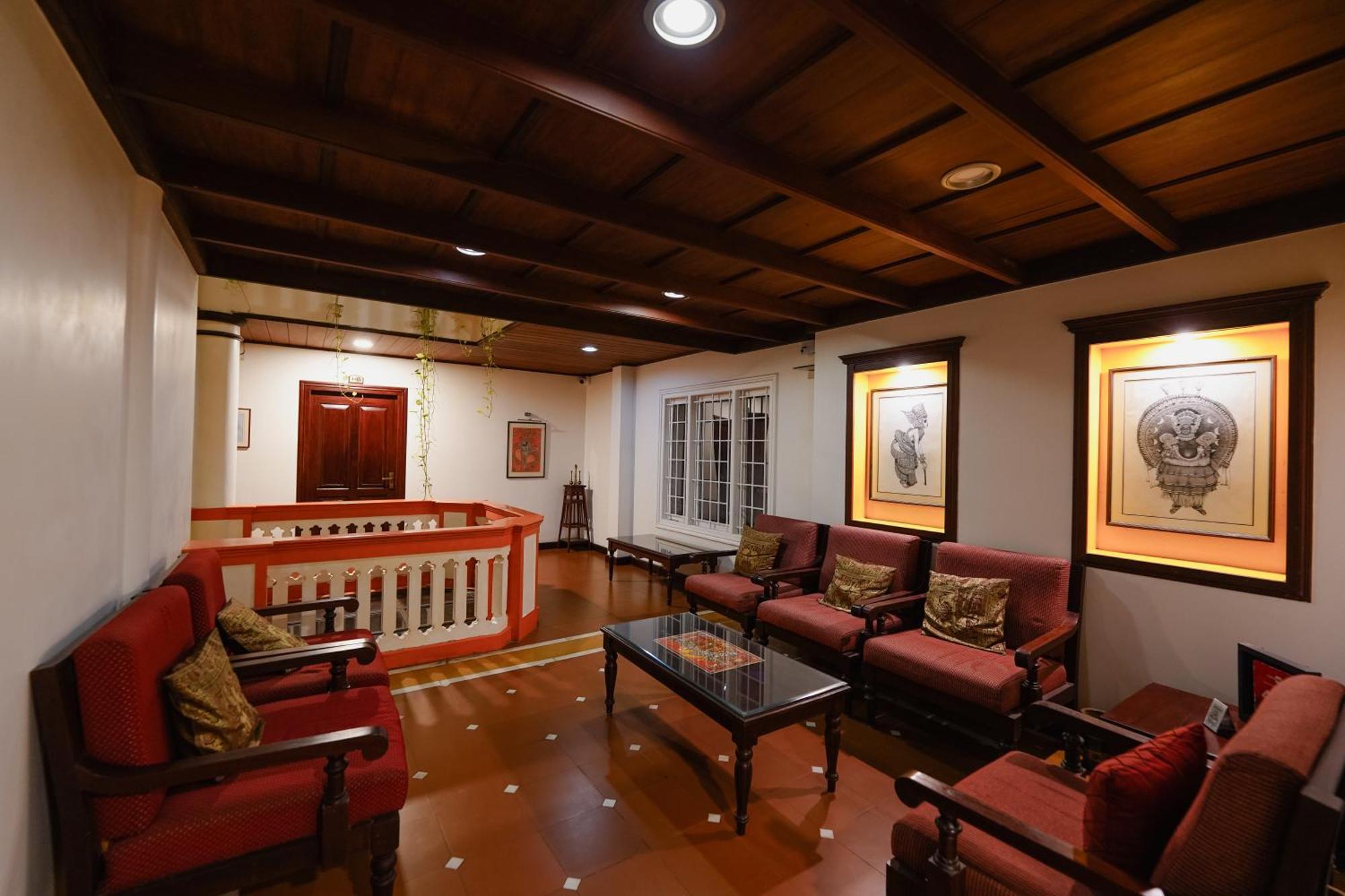 Arches Hotel Kochi