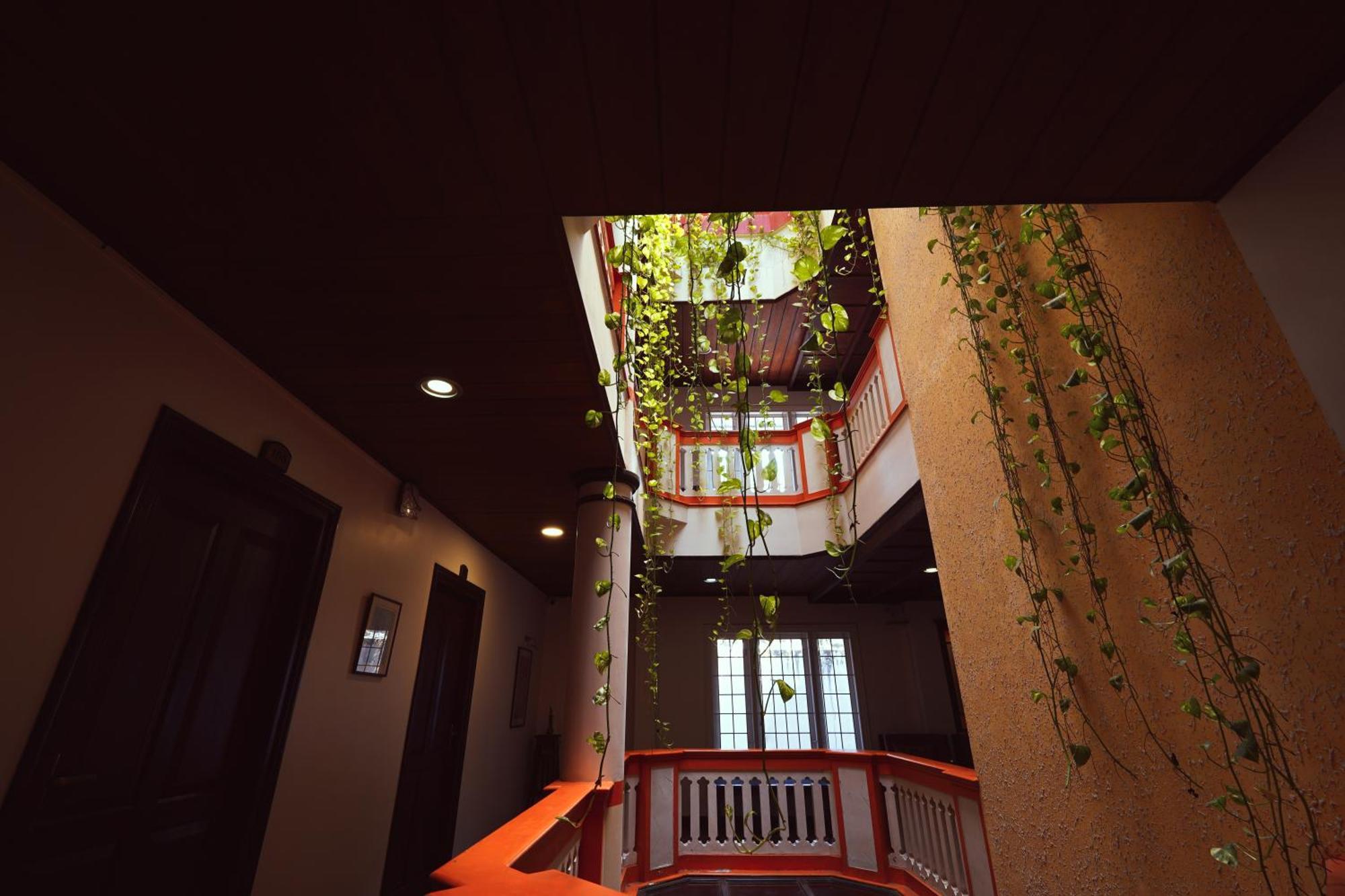 Hotel Arches 3*